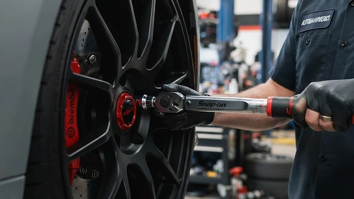 The Perfect Fitment Checklist: 5 Essential Accessories for Your New Wheels