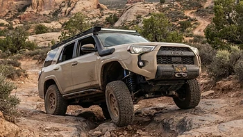 Up-Travel and Down-Travel: Why Both Halves Matter on the Trail