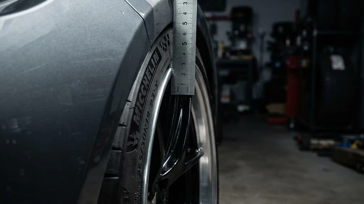 The Flush Fitment Blueprint: How to Calculate Poke and Tuck Before You Buy