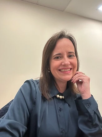 Dra. Cibelle Vieira