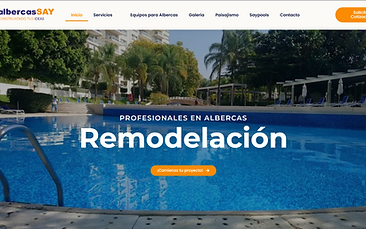 Captura de pantalla del sitio web de Albercassay, empresa de construcción y mantenimiento de albercas en Morelos, México