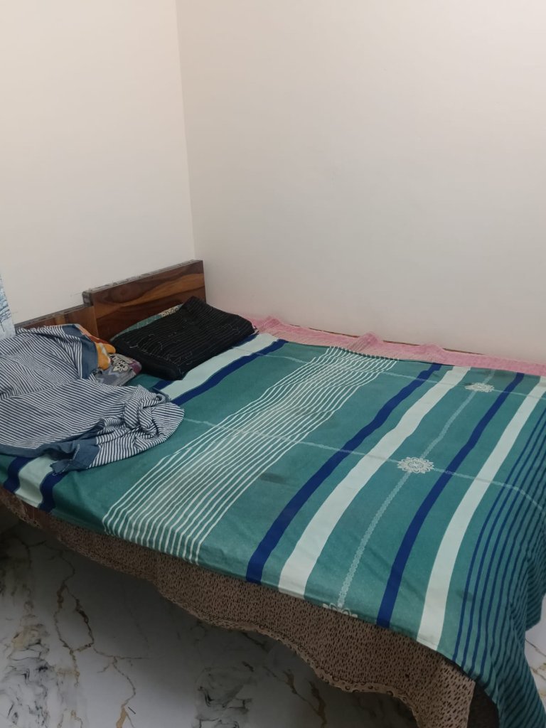 Single AC Room