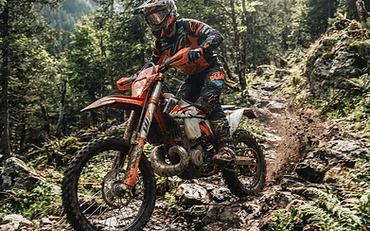 Technical Insight: The 2025 KTM 300 EXC