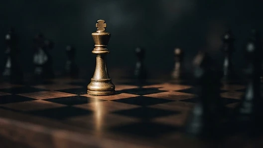 The $3M–$30M Dead Zone: When to Hire a Fractional CRO