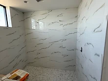 Pebble-Floor Shower