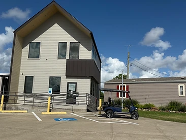 Challenger Storage office building with wheelchair ramp and accessible parking in Webster, TX