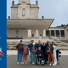 Grupo no Santuário de Fátima