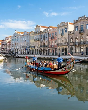 Coimbra & Aveiro: A Tradição Universitária e a Veneza Portuguesa