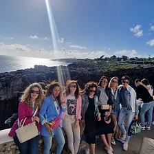 Cliente na Boca do Inferno, Cascais