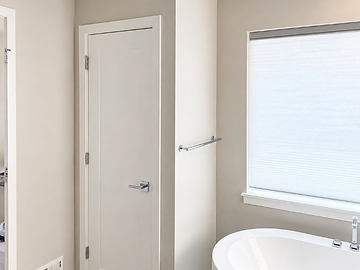 Soaking Tub Niche painting project in Redmond, WA