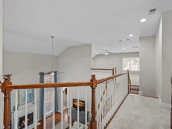 Klahanie loft interior in Sammamish