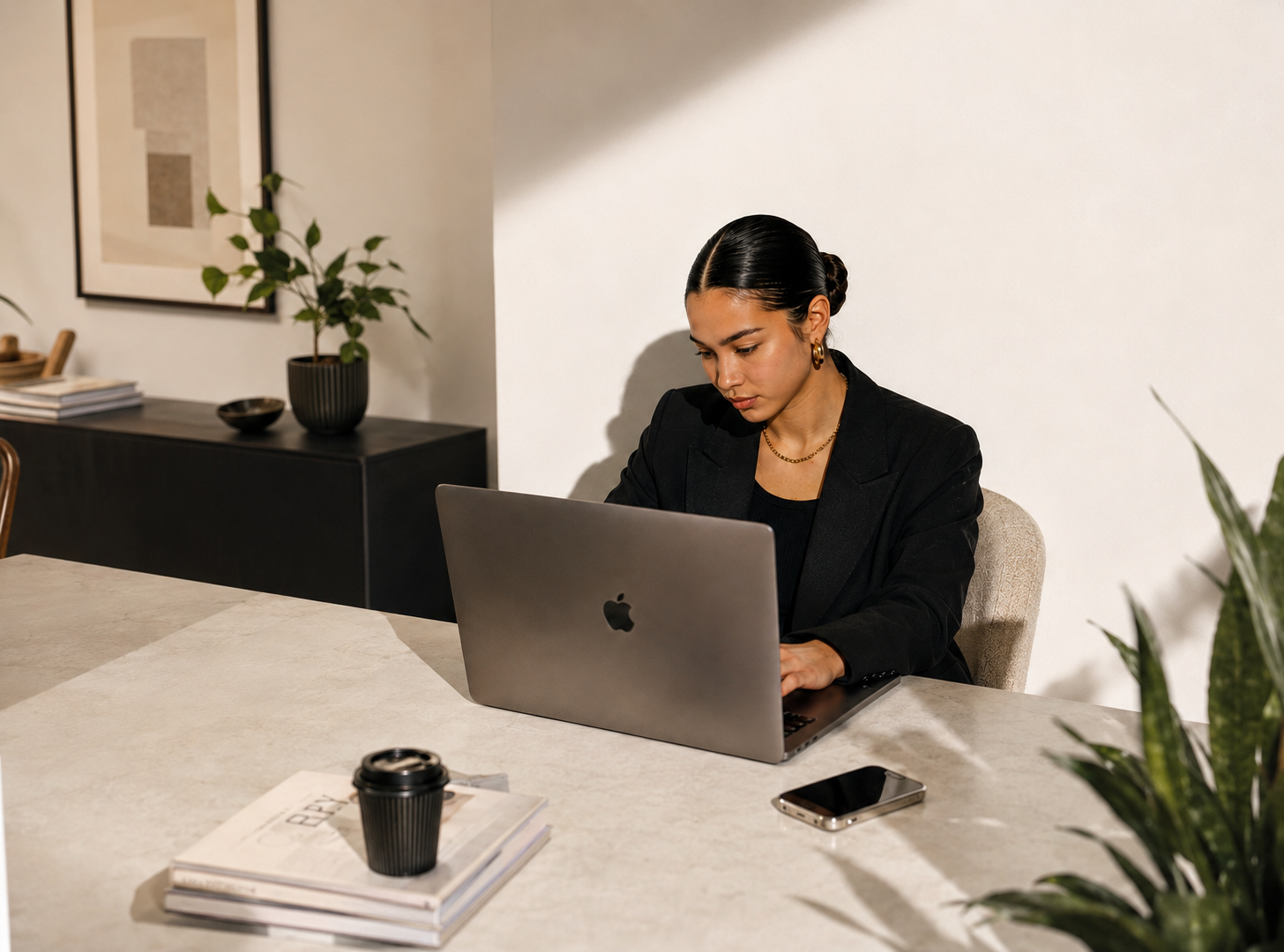 An independent consultant planning her work