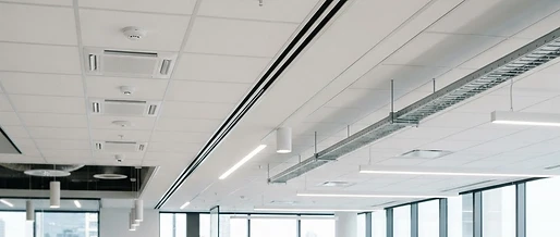 VRF-Systeme: Energieeffiziente Klimatisierung von Bürogebäuden