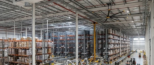 Optimierte Klimatisierung in Logistikhallen: Zonensteuerung und Destratifikation