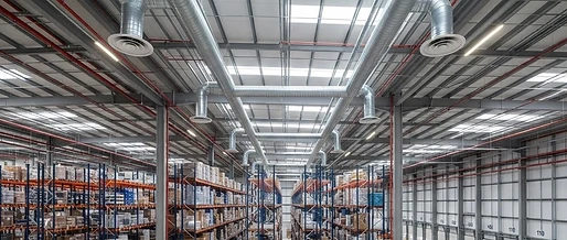 Effizienzsprung in der Logistik: Hybrid-Wärmepumpen für Großhallen