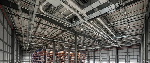 Effiziente Hallenkühlung mit S-Klima Inverter-Kaltwassersätzen