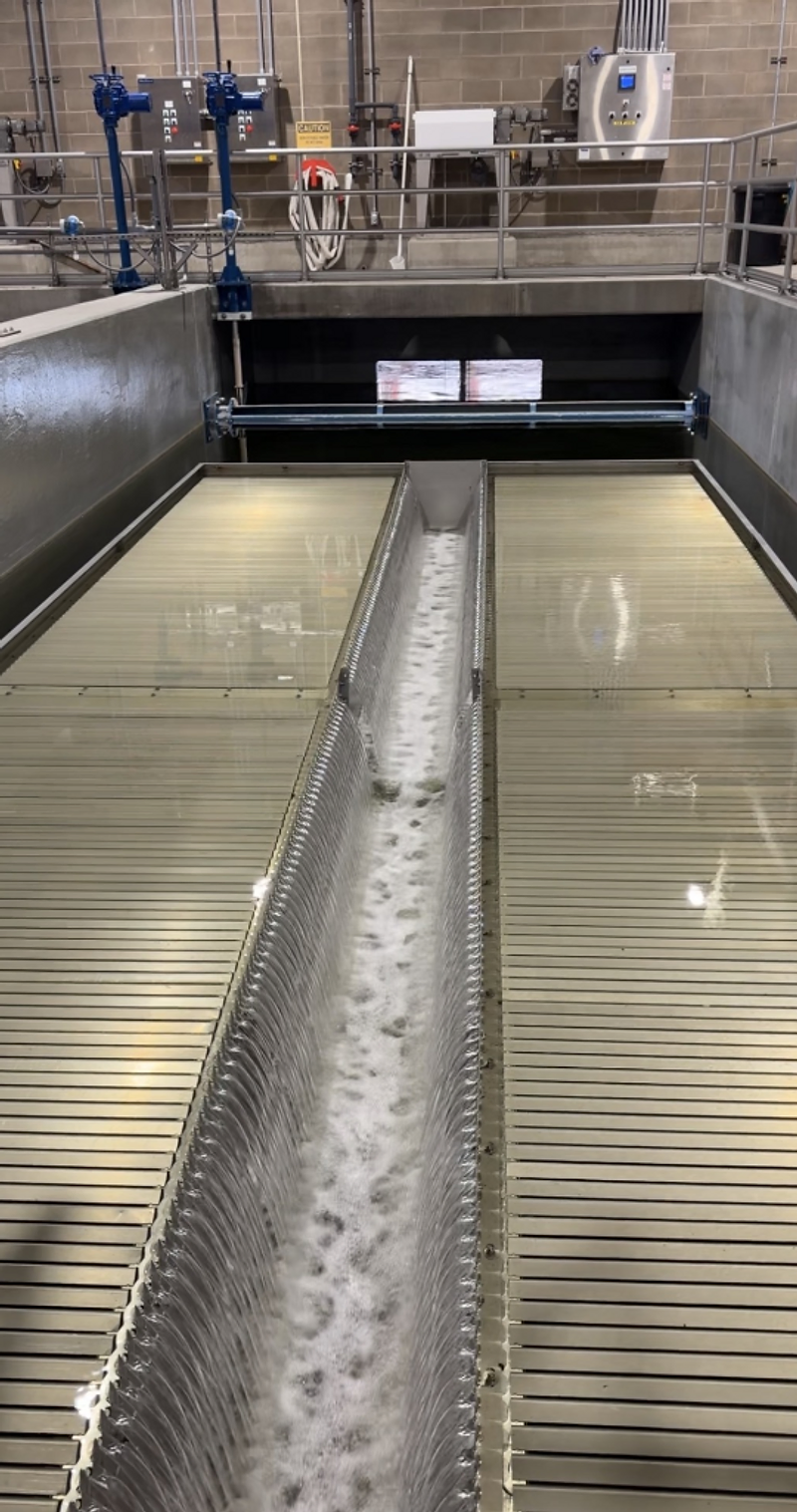 Clarifier beds and collection channel in operation
