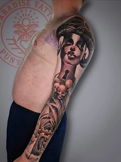 Realismo B&N - Paradise Tattoo Punta Cana
