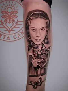 Realismo B&N - Paradise Tattoo Punta Cana