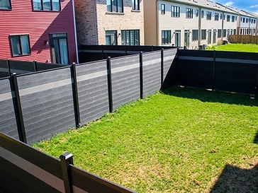 Charcoal & Fog: A Two-Tone Fence That Turns Heads