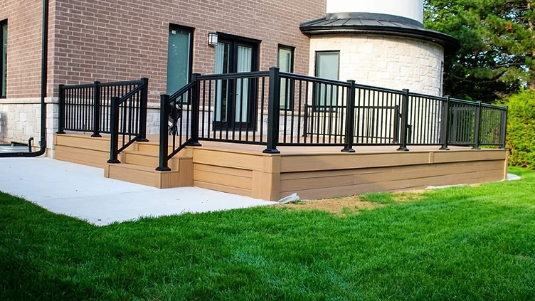 Warm Timber Glow, Bold Black Lines — photo 1
