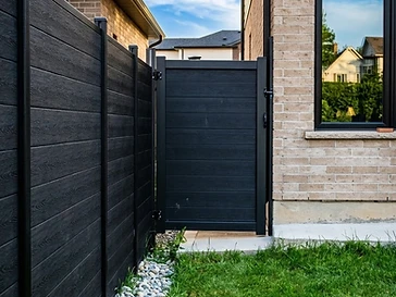 Charcoal Composite Fence with Integrated LED Lighting — photo 5