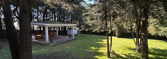 Jardín, terraza y asador de Villa Lorena
