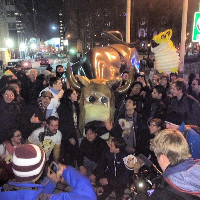 wall st, Bitcoin Center NYC - dogeCoin Party