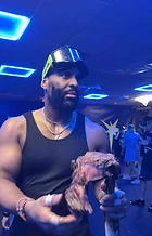 Yandy Diaz Steak Celebration Shows Rays' Loose Clubhouse Heading into October