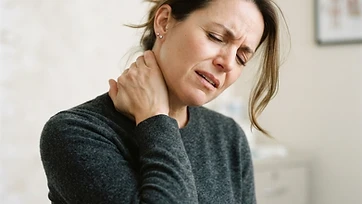 Neuralgia occipital ou neuralgia de Arnold: dor em choque na parte de trás da cabeça