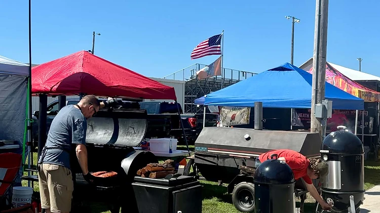 Pitmaster tending the fire at the Mid Japan BBQ Showdown