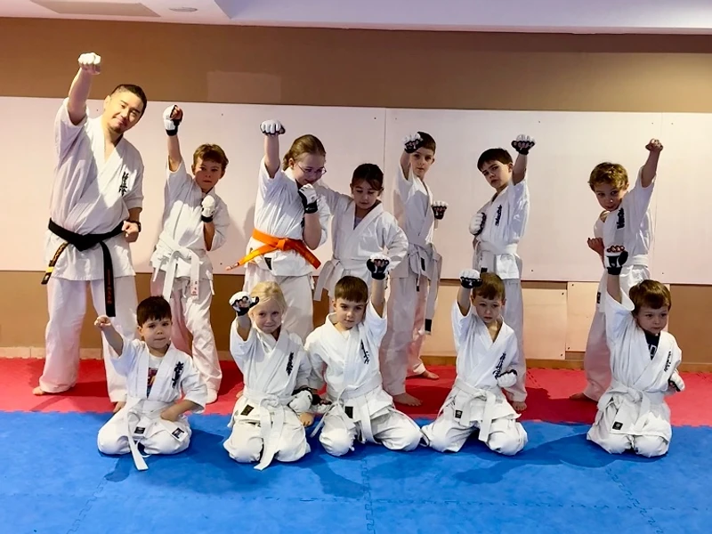 Kyokushin Karateka im Shinzen Dojo Berlin