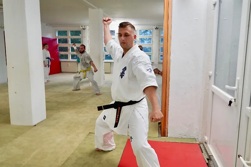 Kyokushin technique in motion at Shinzen Dojo Berlin