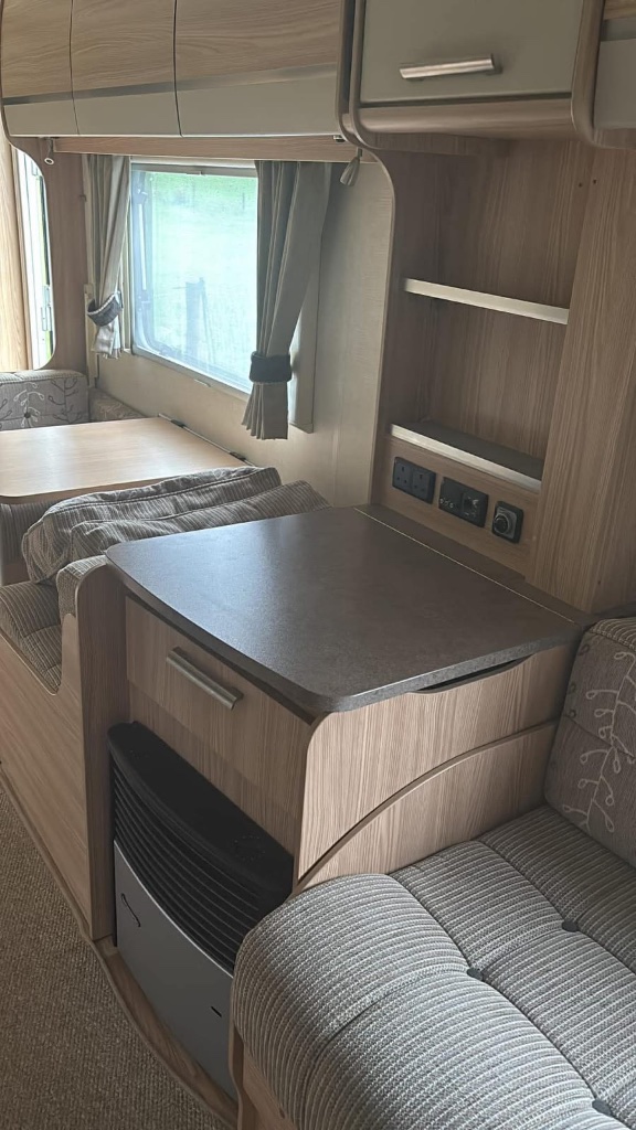 2012 Coachman Amara 640/6 used caravan for sale in Lincolnshire — photo 5