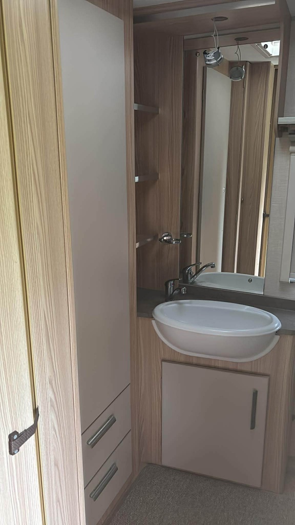2012 Coachman Amara 640/6 used caravan for sale in Lincolnshire — photo 9