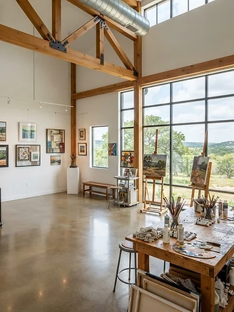2 Moons Art Loft
