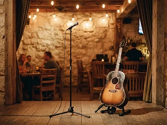 Open Mic with Vaughan Segers at Hudson's on Mercer