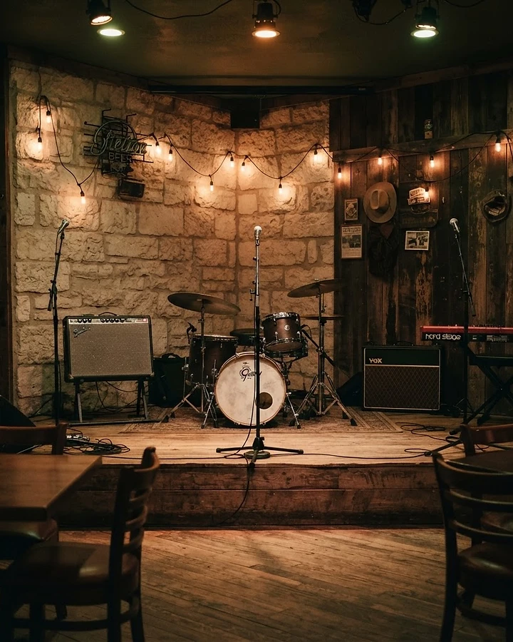 Hudson House Band at Hudson's on Mercer (Aug 27)