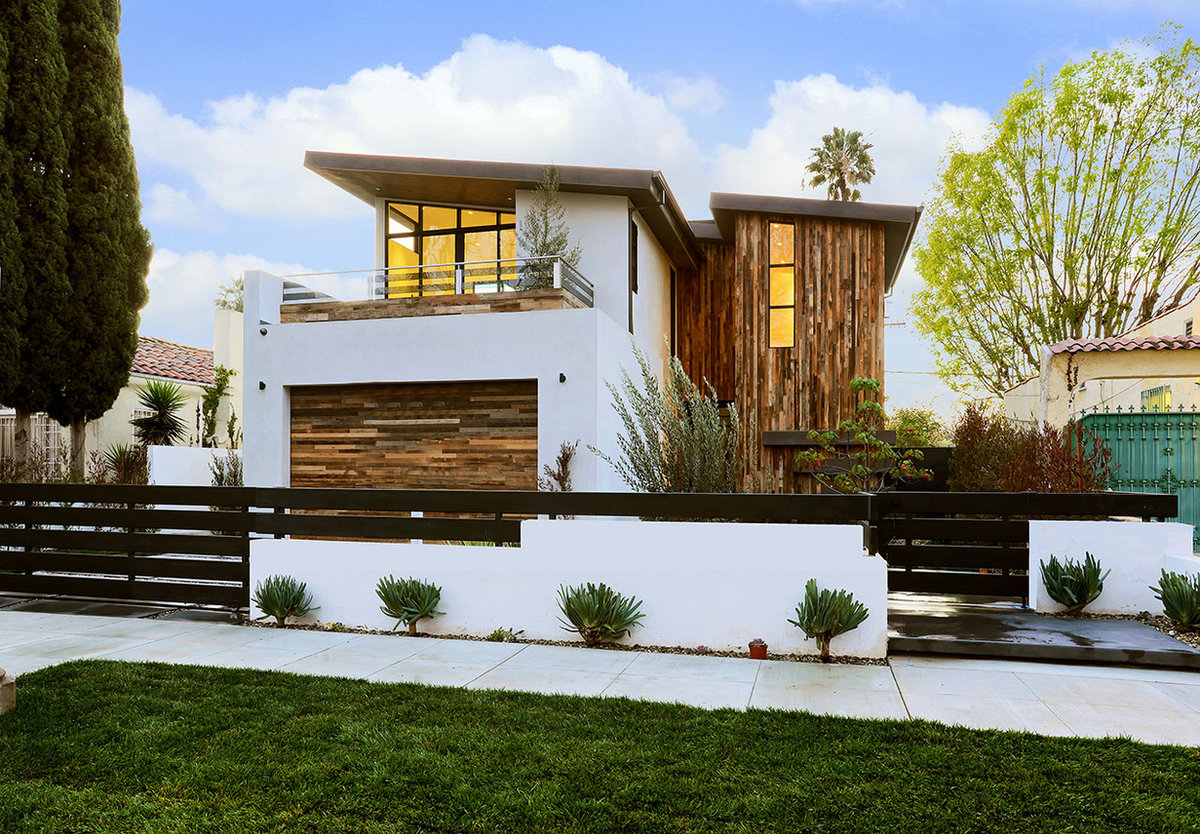 Mansfield Screen, a private residence by Apel Design
