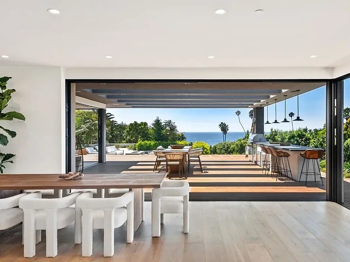Covered terrace by Apel Design, view 5 of 5
