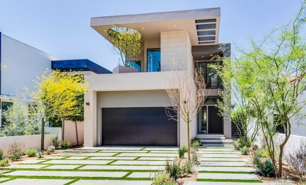 Harper West, a contemporary home by Apel Design in Beverly Grove