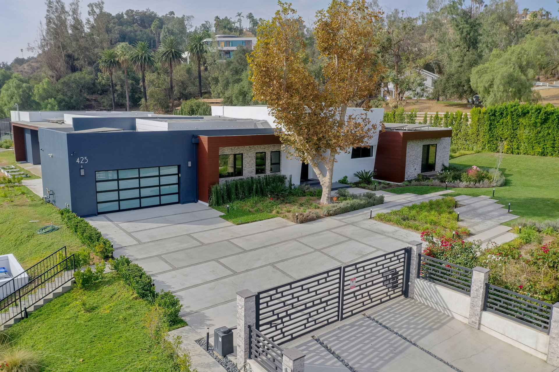 Mt Olive, a private residence in Bradbury by Apel Design