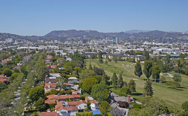 June in its Hancock Park setting, looking across the golf course toward the city, by Apel Design