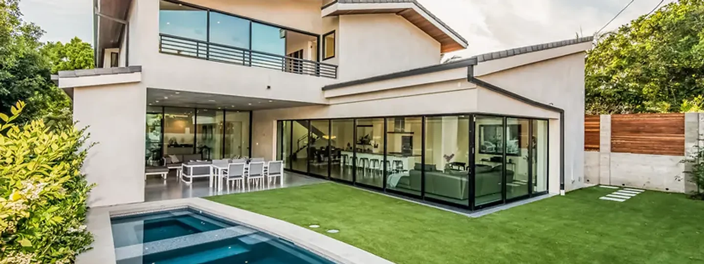 Custom residence by Apel Design in Los Angeles, view 23 of 49