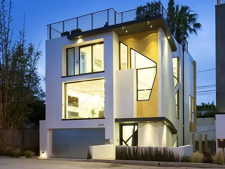 Custom residence by Apel Design in Venice, view 1 of 2