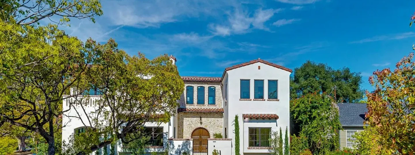 Custom residence by Apel Design in Encino, view 2 of 3