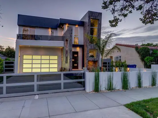 The residence featured in CAANdesign: Mansfield by Amit Apel