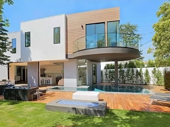 Custom residence by Apel Design in West Hollywood, view 13 of 15