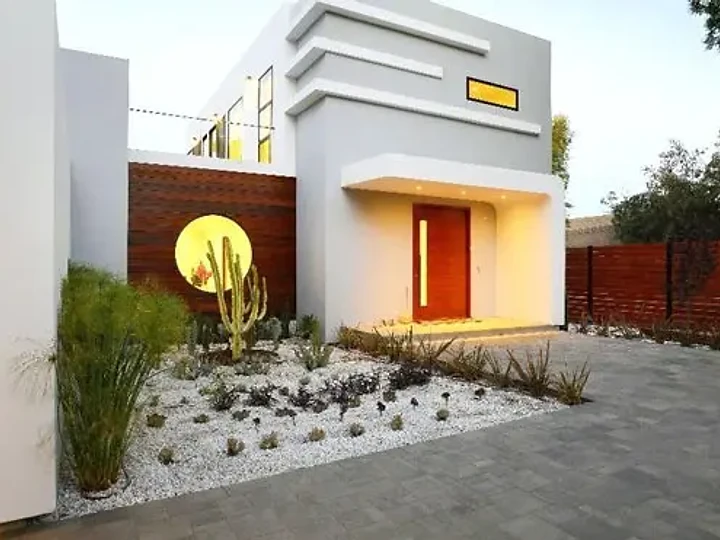 Custom residence by Apel Design in Tarzana