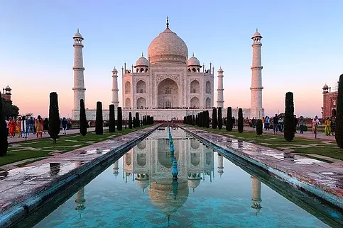 Taj Mahal: A Family Adventure to India’s Iconic Wonder
